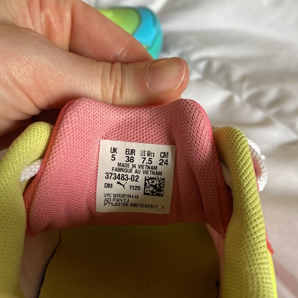 Women’s Puma Rise Tie-Dye - Picture 4 of 7